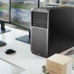 HP Z2 G4, Xeon E-2124G, 16 GB RAM, SSD 512 GB, P2000 SSD, Monitor FHD 24", periferice